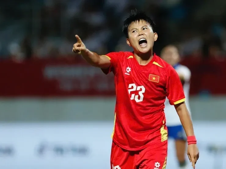 trong-tai-cuop-trang-ban-thang-dep-cua-dt-nu-viet-nam-sea-games-33-min_11zon